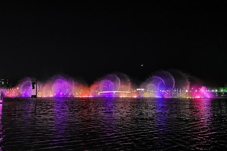 西河公園音樂噴泉燈光秀