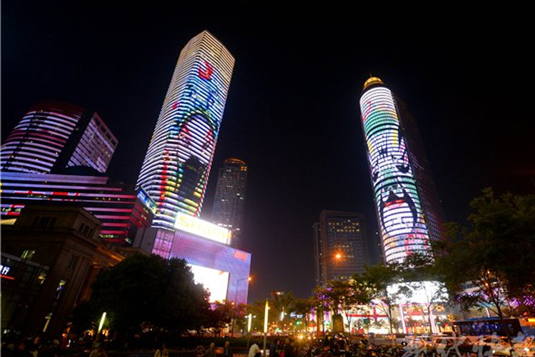 南京市中心京劇藝術樓宇燈光秀