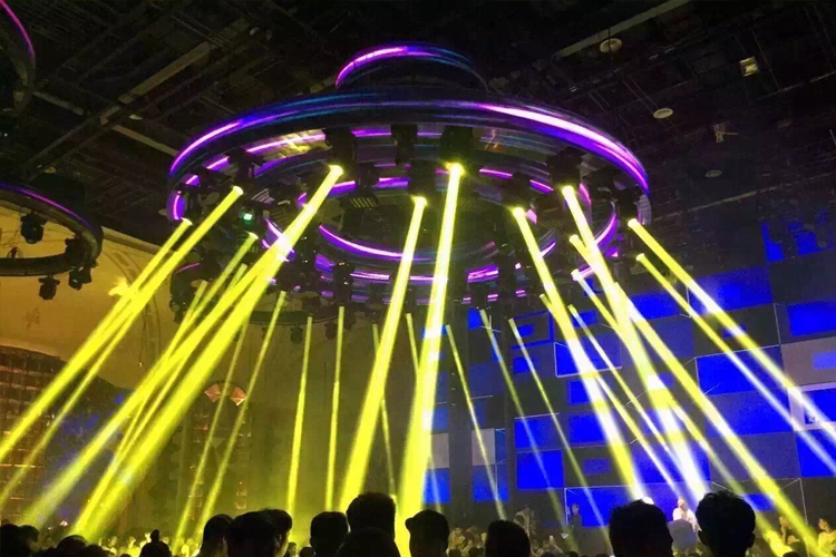 炫目震撼的酒吧舞臺燈光，科尊為您呈現