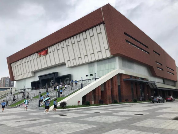 中山大學新華學院舞臺燈光設備一覽
